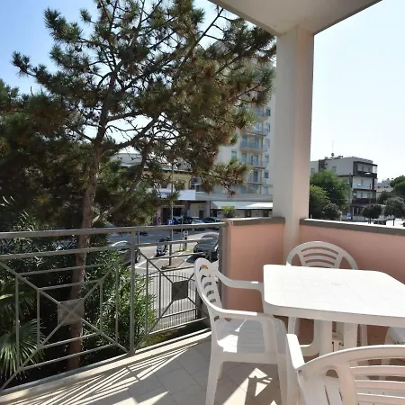 Doria Uno By Interhome Apartamento