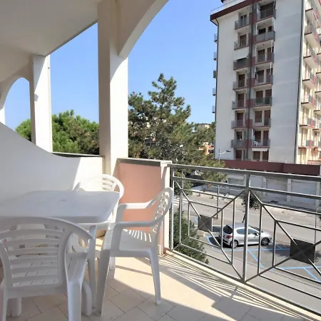 Doria Uno By Interhome Apartamento