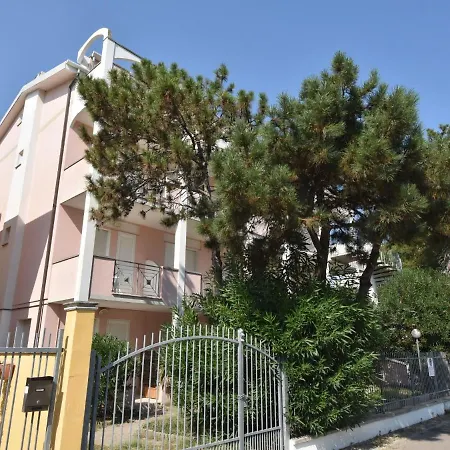 Doria Uno By Interhome * Llido Degli Estensi